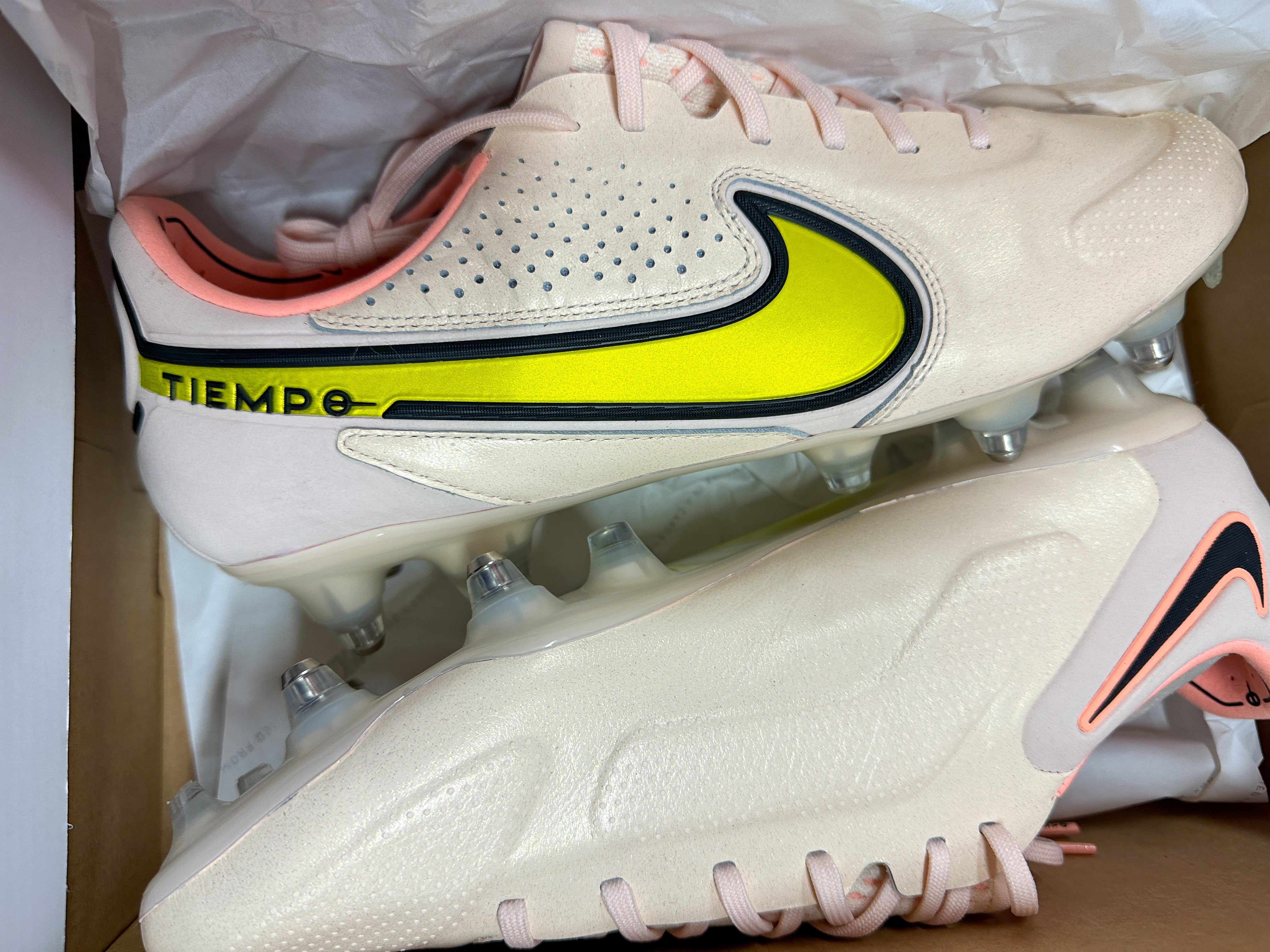 R1 tiempo store legend