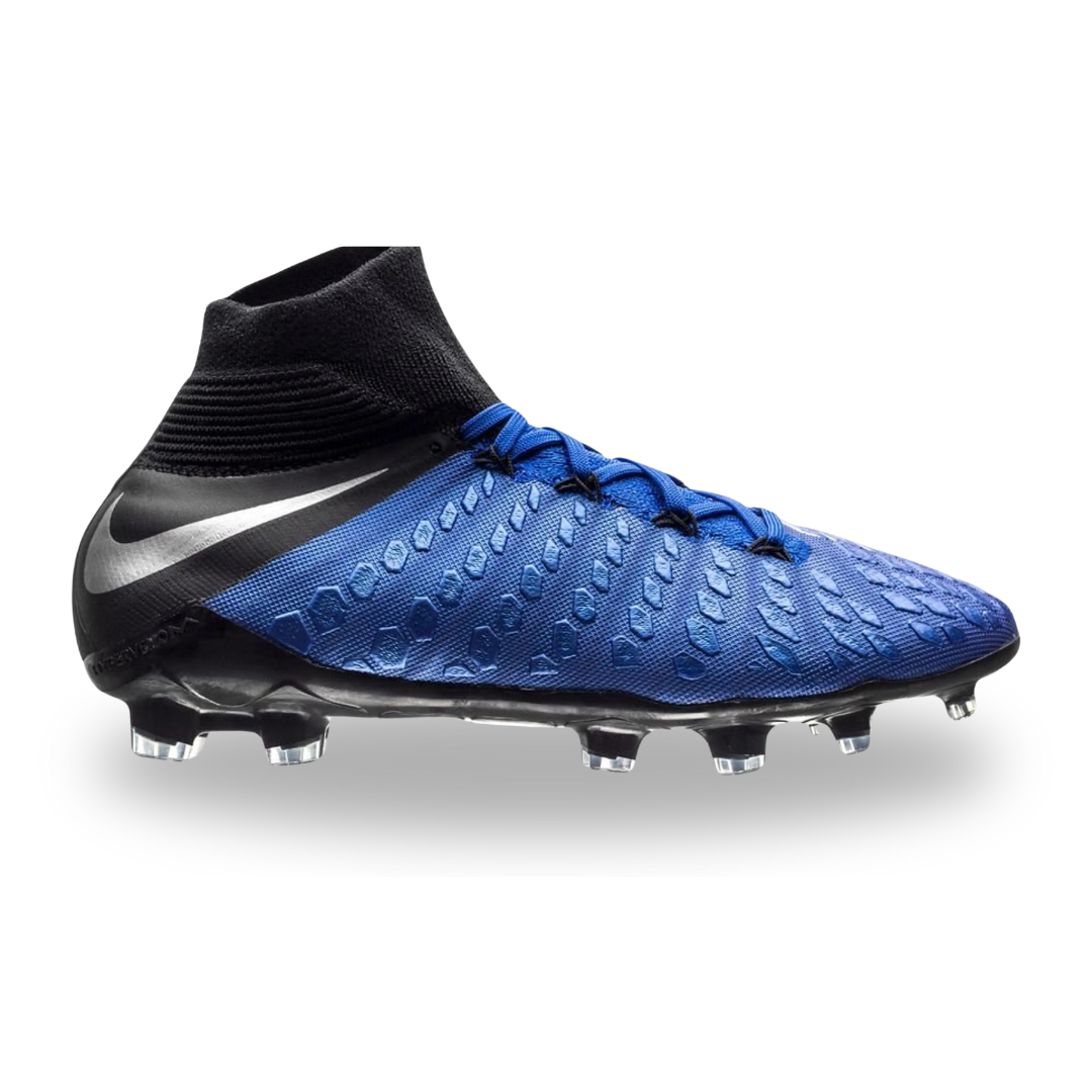 nike hypervenom astro trainers