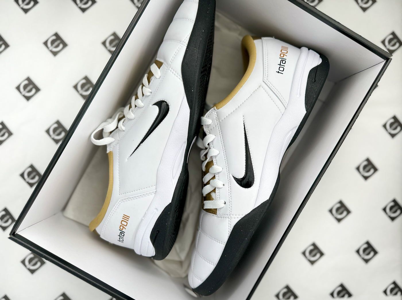 Nike T90 SP White & Gold